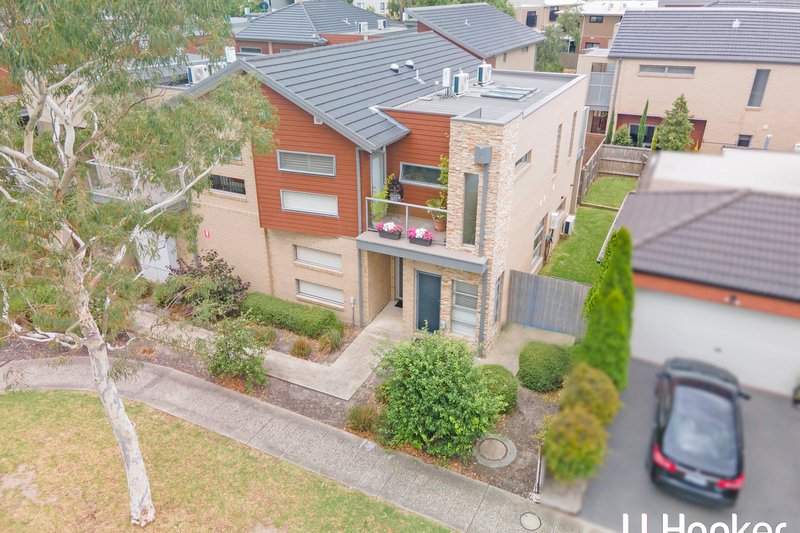 Photo - 2 Hinterland Close, Lynbrook VIC 3975 - Image 20