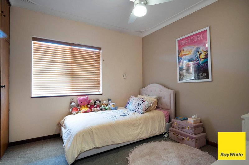 Photo - 2 Hokesfern Street, Morley WA 6062 - Image 13