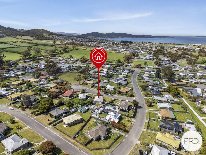 2 Hollycroft Way, Clarendon Vale TAS 7019