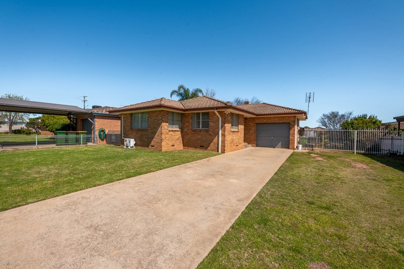 2 Honeysuckle Street, Forbes NSW 2871