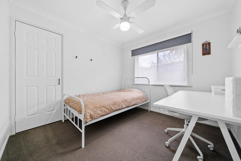 Photo - 2 Houdini Terrace, Edens Landing QLD 4207 - Image 8