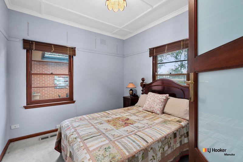 Photo - 2 Hovell Street, Griffith ACT 2603 - Image 14