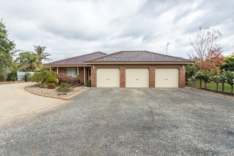 Photo - 2 Howley Court, Tatura VIC 3616 - Image 3