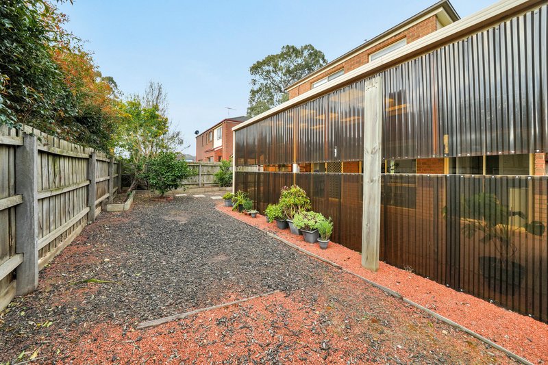 Photo - 2 Hummingbird Place, South Morang VIC 3752 - Image 18