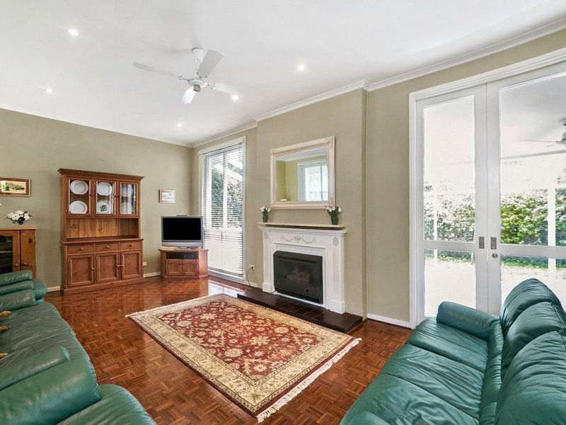 Photo - 2 Hunter Street, Yarralumla ACT 2600 - Image 12