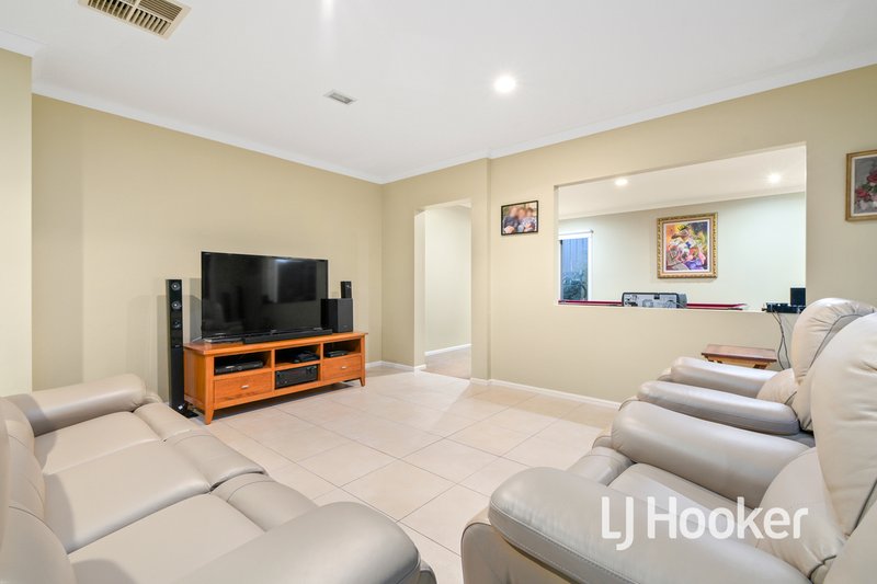 Photo - 2 Huron Parkway, Pakenham VIC 3810 - Image 6