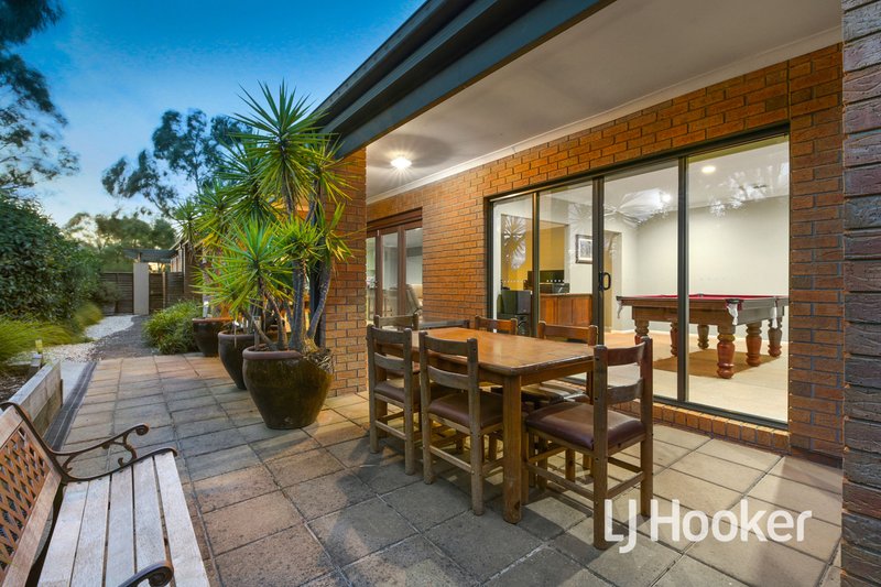 Photo - 2 Huron Parkway, Pakenham VIC 3810 - Image 11