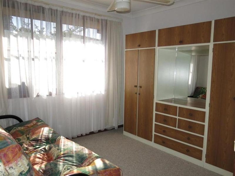 Photo - 2 Hyperno Close, Taree NSW 2430 - Image 11