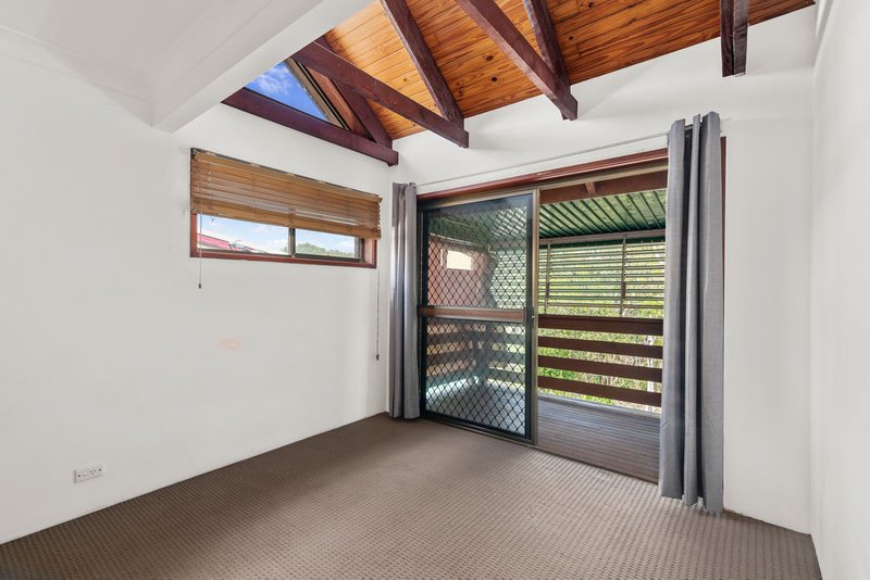 Photo - 2 Inala Avenue, Tugun QLD 4224 - Image 6