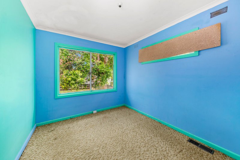 Photo - 2 Inez Avenue, Ringwood VIC 3134 - Image 7