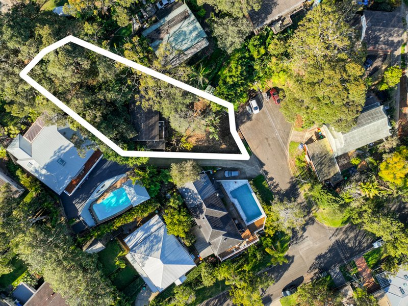 Photo - 2 Iramir Place, Warriewood NSW 2102 - Image 2