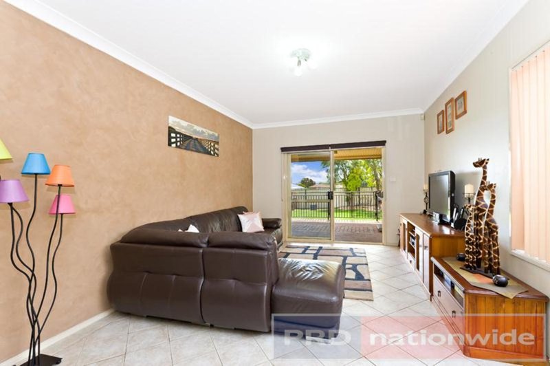 Photo - 2 Irene Street, Panania NSW 2213 - Image 4