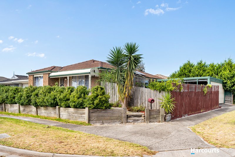 2 Ironbark Close, Hampton Park VIC 3976