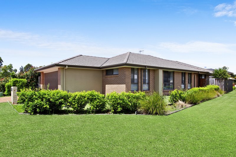 2 Irons Road, Kooindah Waters, Wyong NSW 2259