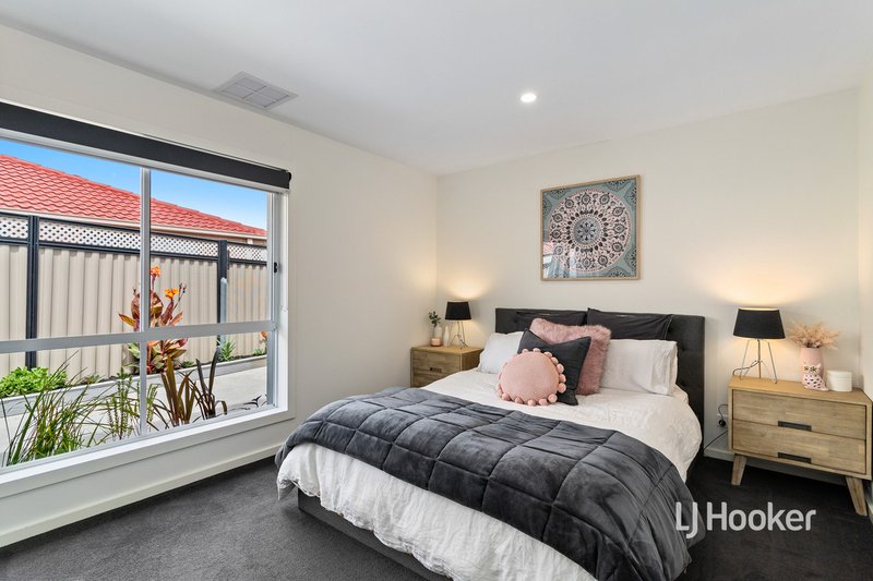 Photo - 2 Irrewarra Court, Seabrook VIC 3028 - Image 13