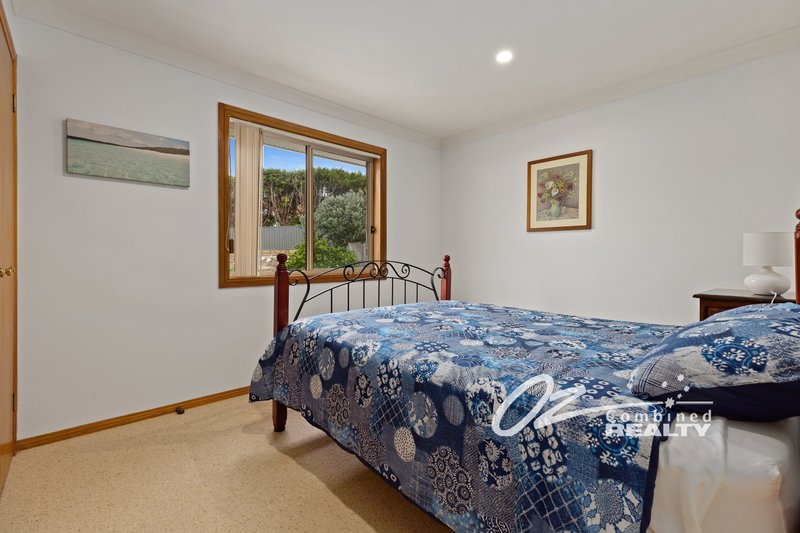 Photo - 2 Irwin Place, Vincentia NSW 2540 - Image 14