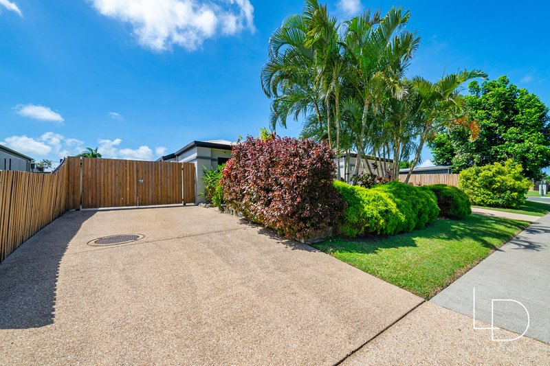 Photo - 2 Isabella Court, Glenella QLD 4740 - Image 26