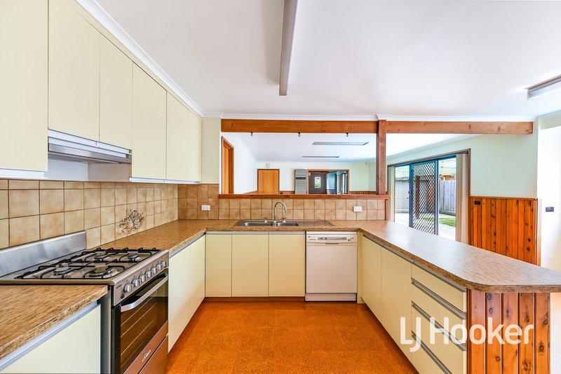 Photo - 2 Ivy Court, Beaconsfield VIC 3807 - Image 6