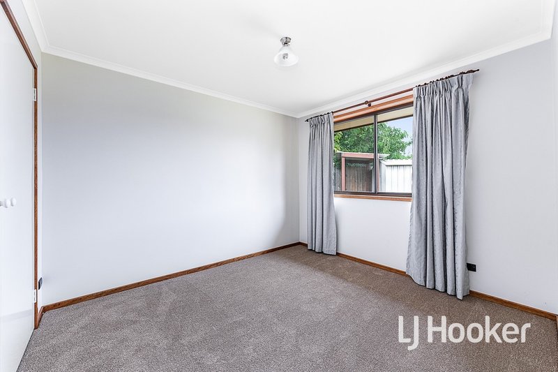 Photo - 2 Ivy Court, Beaconsfield VIC 3807 - Image 12