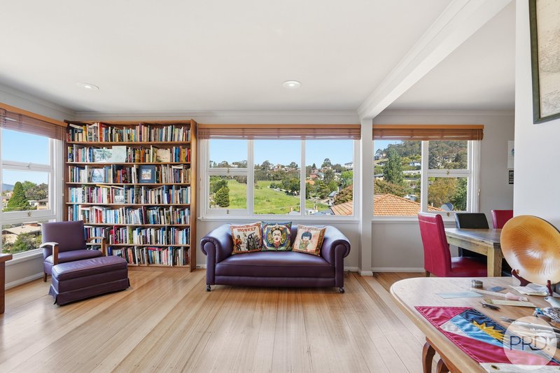 Photo - 2 Jabez Crescent, Lenah Valley TAS 7008 - Image 3