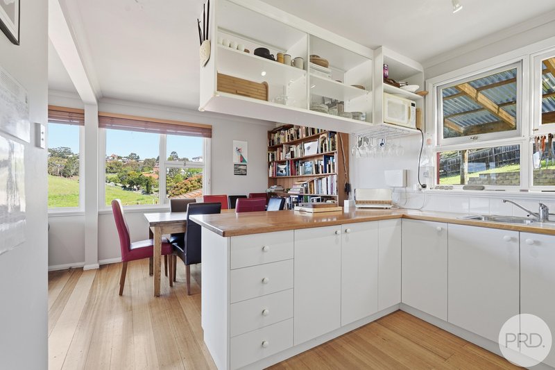 Photo - 2 Jabez Crescent, Lenah Valley TAS 7008 - Image 8