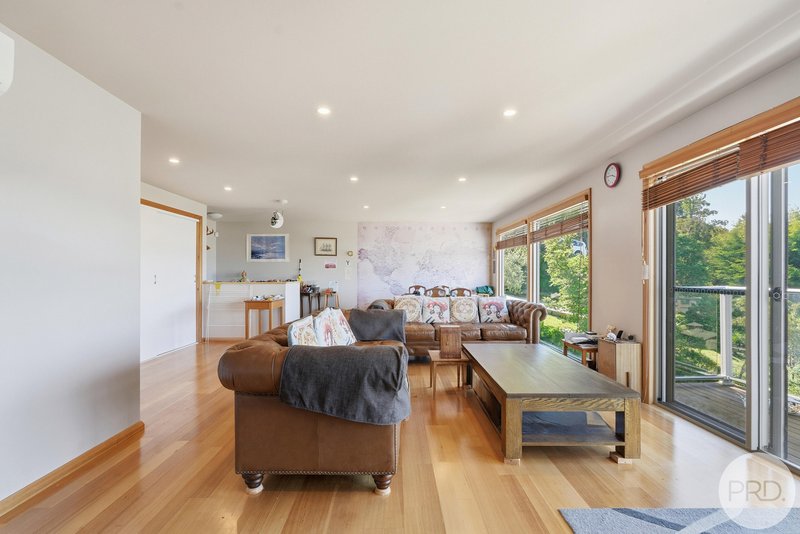 Photo - 2 Jabez Crescent, Lenah Valley TAS 7008 - Image 10