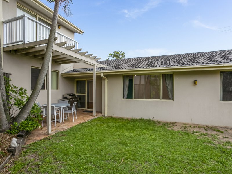 Photo - 2 Jabiru Close, Mona Vale NSW 2103 - Image 8