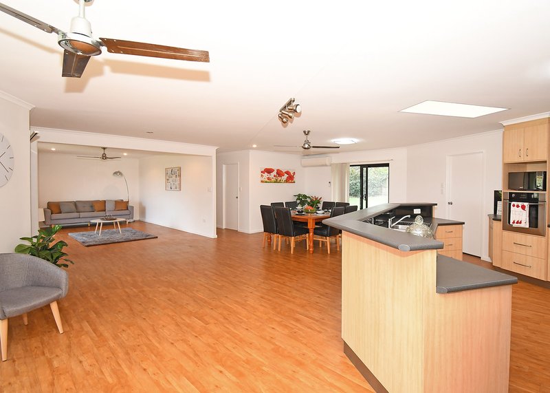 Photo - 2 Jabiru Close, Urraween QLD 4655 - Image 13