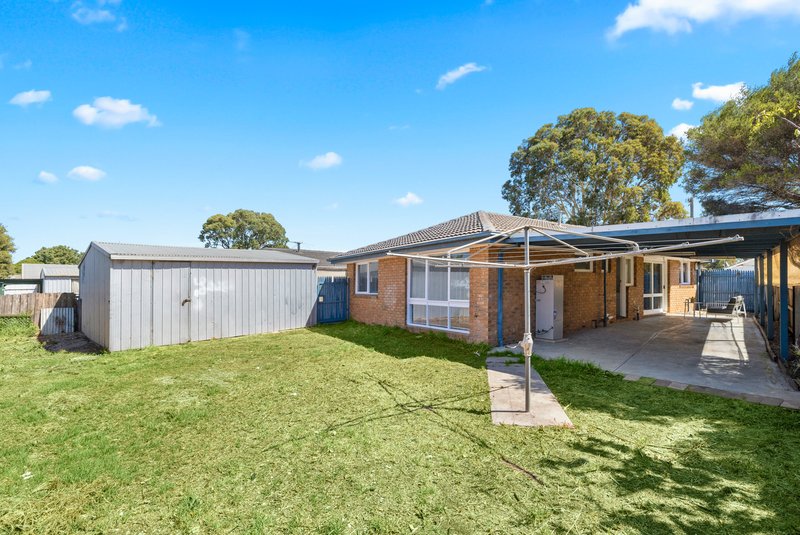 Photo - 2 Jabiru Court, Werribee VIC 3030 - Image 17