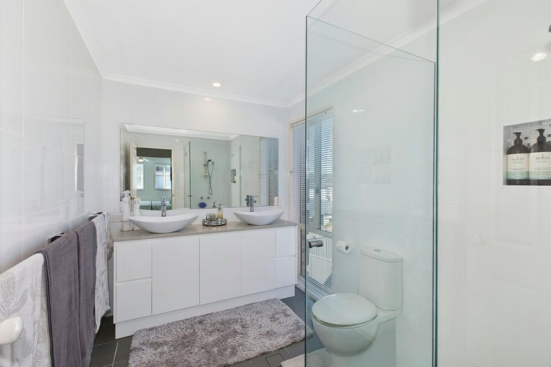 Photo - 2 Jaeger Road, Tumbi Umbi NSW 2261 - Image 10