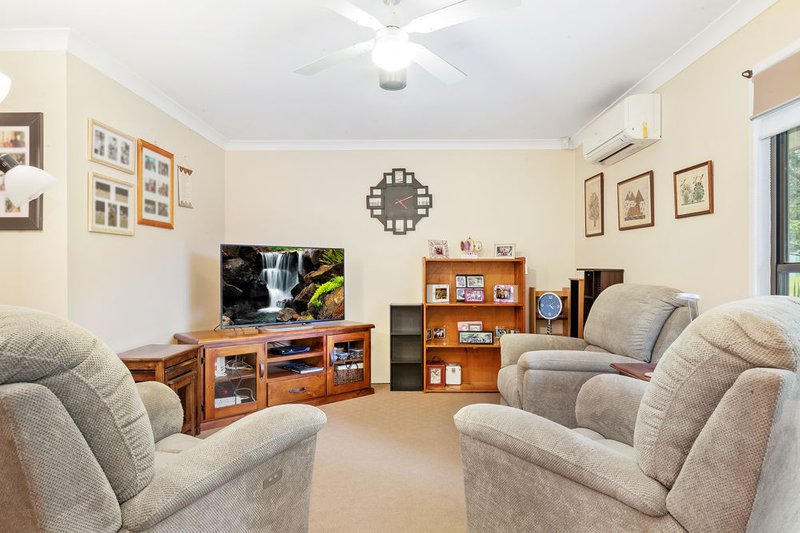 Photo - 2 Jamaica Drive, Deception Bay QLD 4508 - Image 5