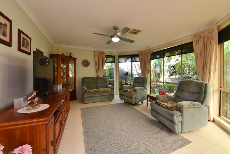 Photo - 2 Jamboree Close, Fennell Bay NSW 2283 - Image 4