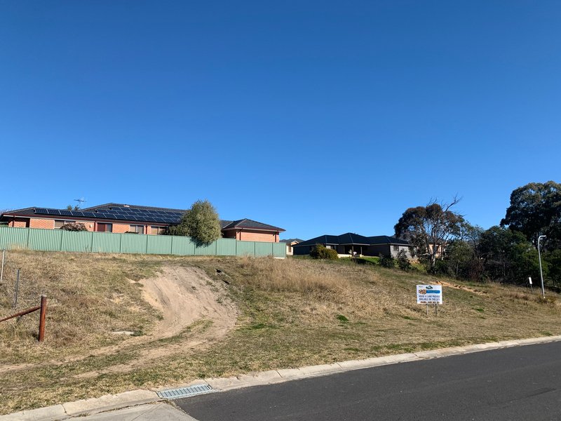 Photo - 2 James O'Donnell Drive, Bowenfels NSW 2790 - Image 10