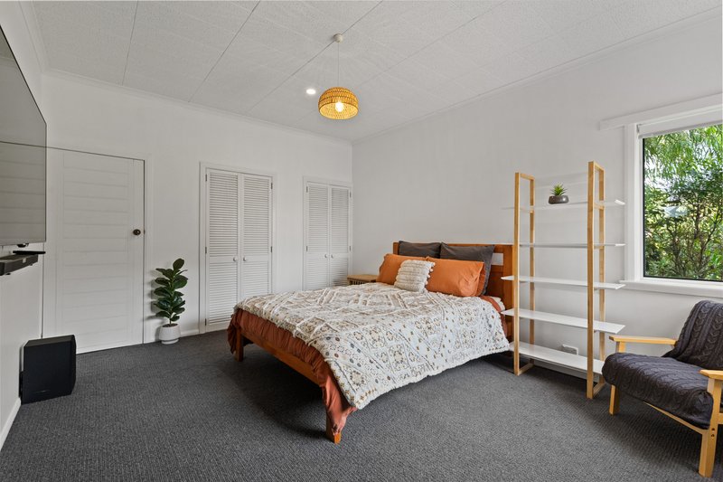 Photo - 2 James Street, Devonport TAS 7310 - Image 10