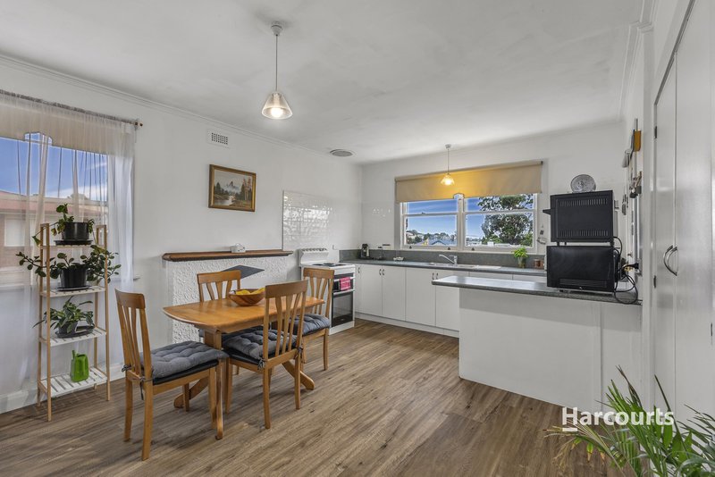 Photo - 2 James Street, Upper Burnie TAS 7320 - Image 3