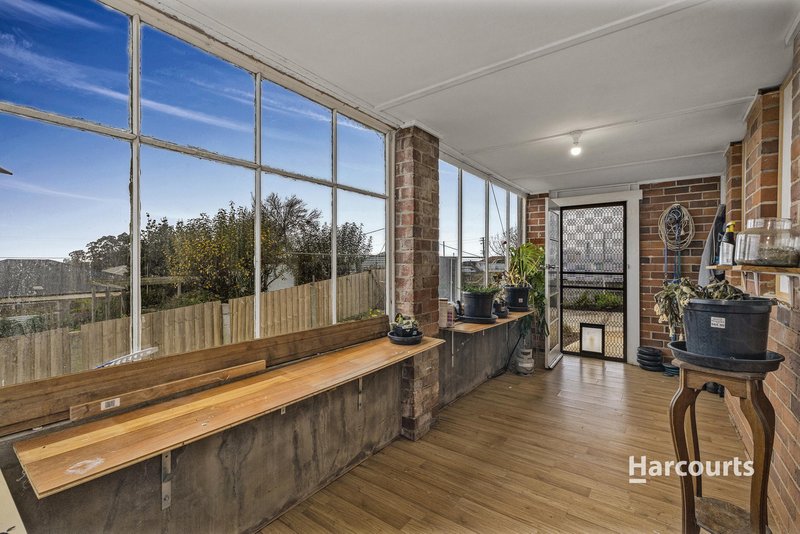 Photo - 2 James Street, Upper Burnie TAS 7320 - Image 12