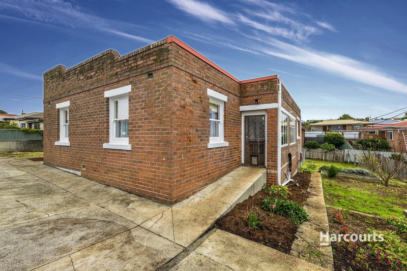 Photo - 2 James Street, Upper Burnie TAS 7320 - Image 13