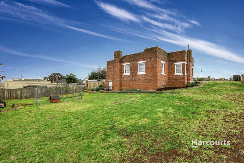 Photo - 2 James Street, Upper Burnie TAS 7320 - Image 14