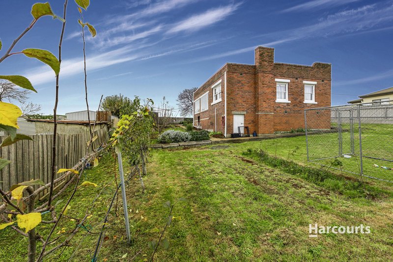 Photo - 2 James Street, Upper Burnie TAS 7320 - Image 15