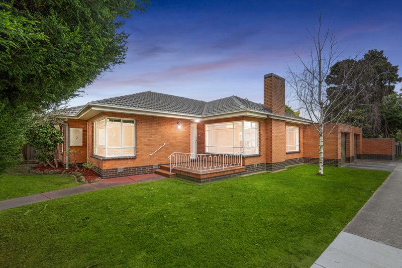 2 Jaques Grove, Forest Hill VIC 3131