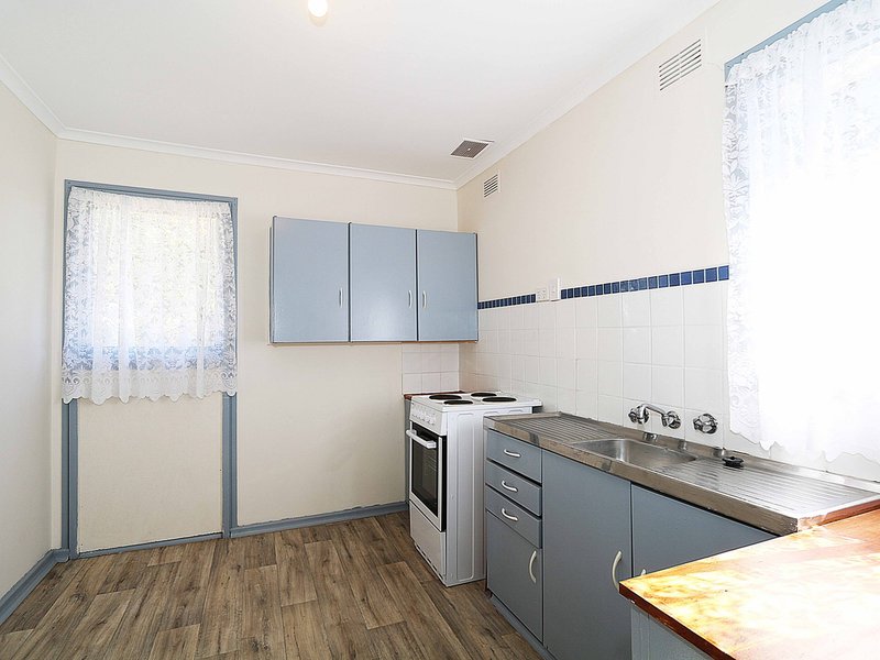 Photo - 2 Jenkins Street, Ashmont NSW 2650 - Image 4