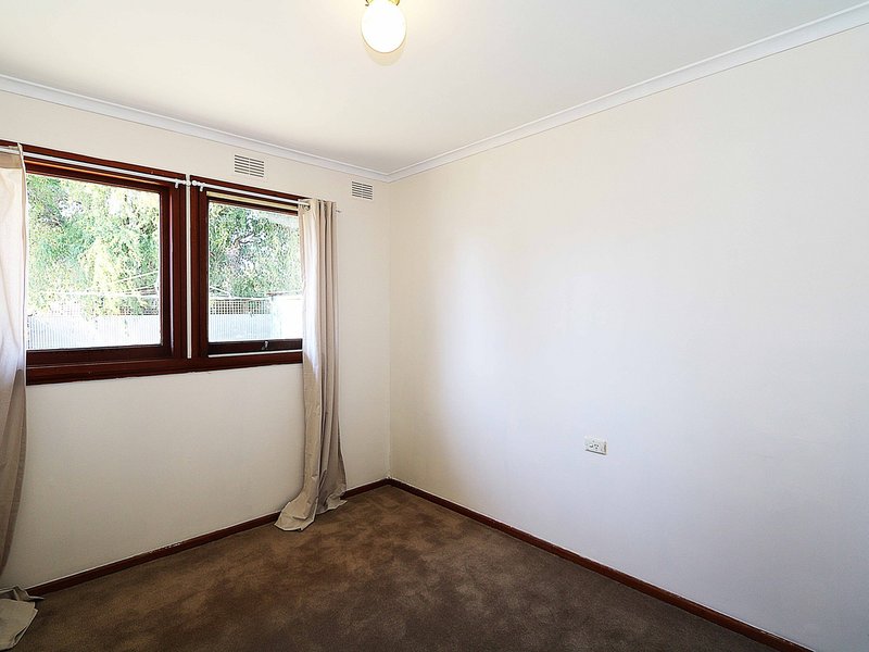 Photo - 2 Jenkins Street, Ashmont NSW 2650 - Image 8