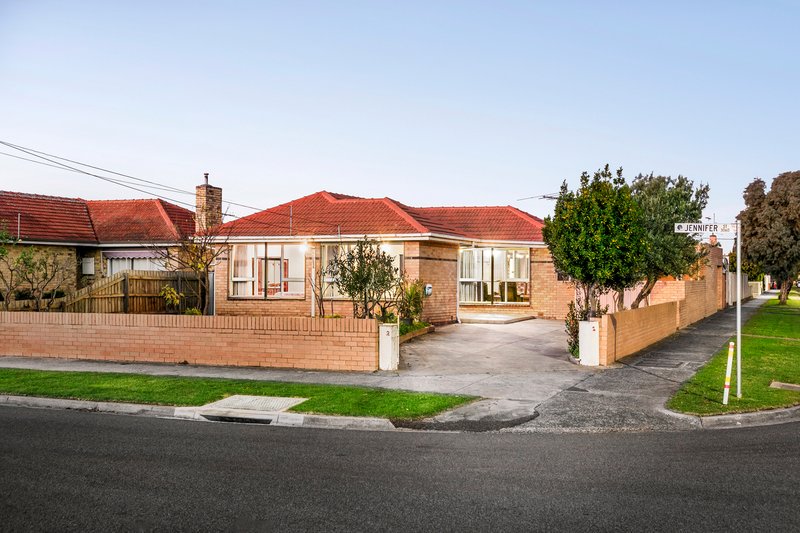 2 Jennifer Street, Fawkner VIC 3060