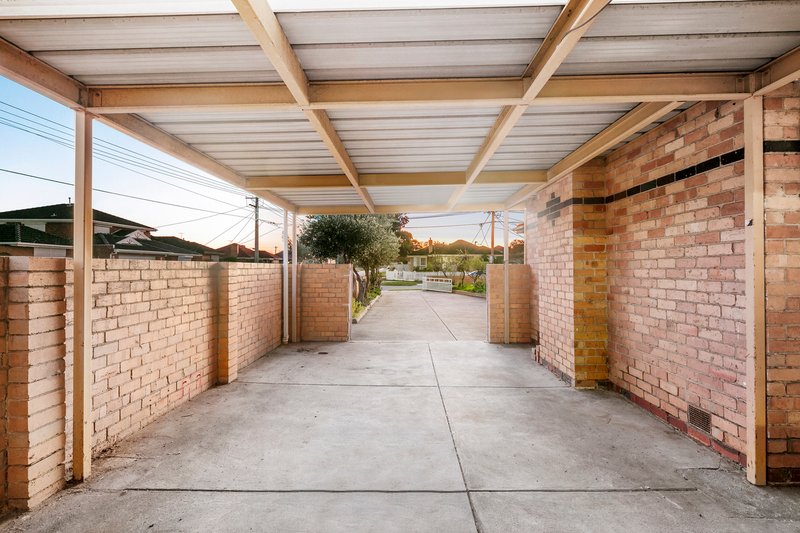 Photo - 2 Jennifer Street, Fawkner VIC 3060 - Image 12