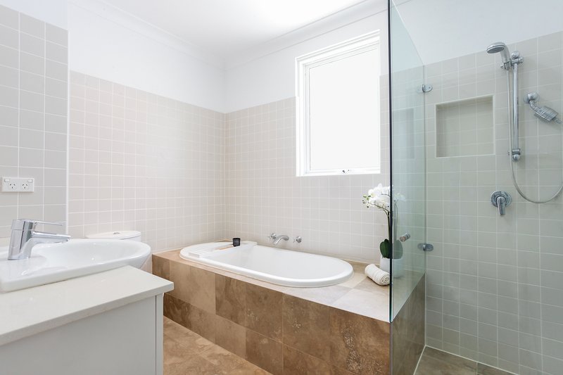 Photo - 2 Jesmond Avenue, Vaucluse NSW 2030 - Image 11