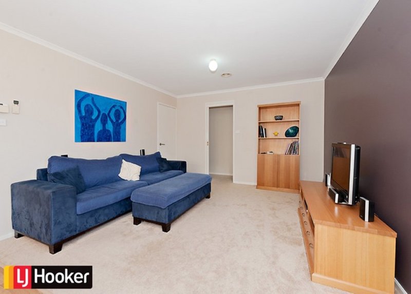 Photo - 2 Joanna Place, Goulburn NSW 2580 - Image 6