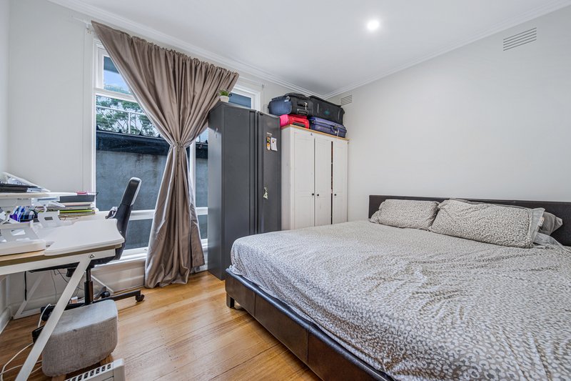 Photo - 2 Jocelyn Avenue, Balwyn North VIC 3104 - Image 5