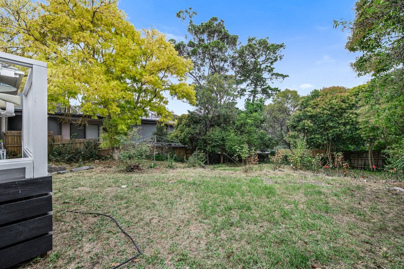 Photo - 2 Jocelyn Avenue, Balwyn North VIC 3104 - Image 8