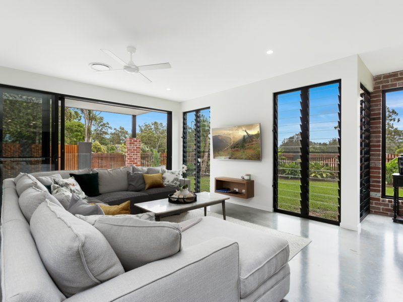 Photo - 2 John Munro Court, Carrara QLD 4211 - Image 12