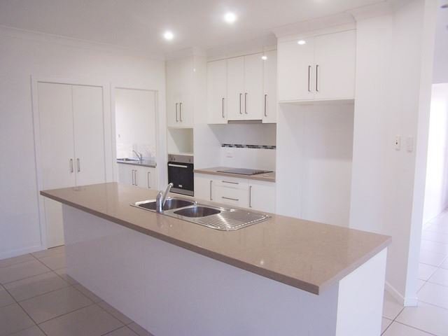 Photo - 2 Johnathon Street, Yeppoon QLD 4703 - Image 2